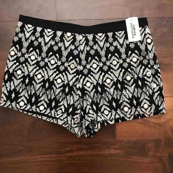 New with Tags!! Short Woven Black Shorts - Picture 1 of 3
